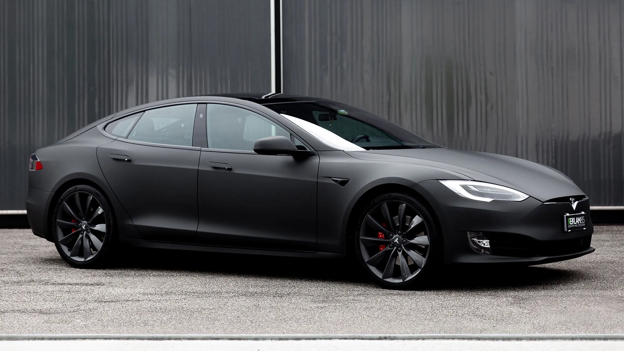 Wrapping Tesla Nera